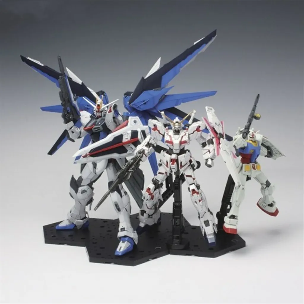 ACTION BASE 5 BLACK 5.jpg