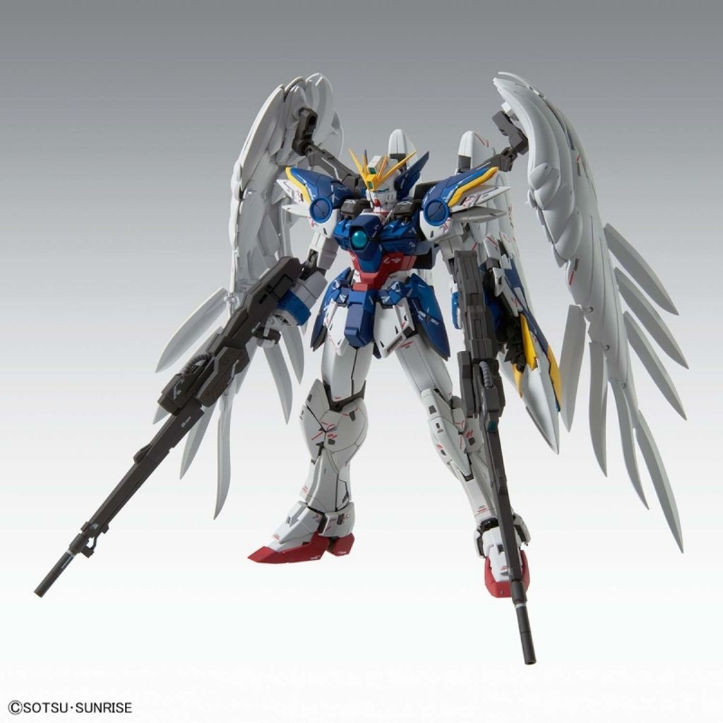 MG1-100 Wing Gundam Zero Ew Ver.Ka3.jpg