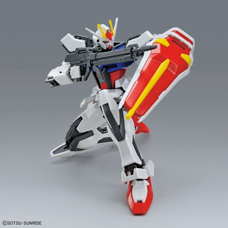 Entry Grade 1 144 Strike Gundam2.jpg
