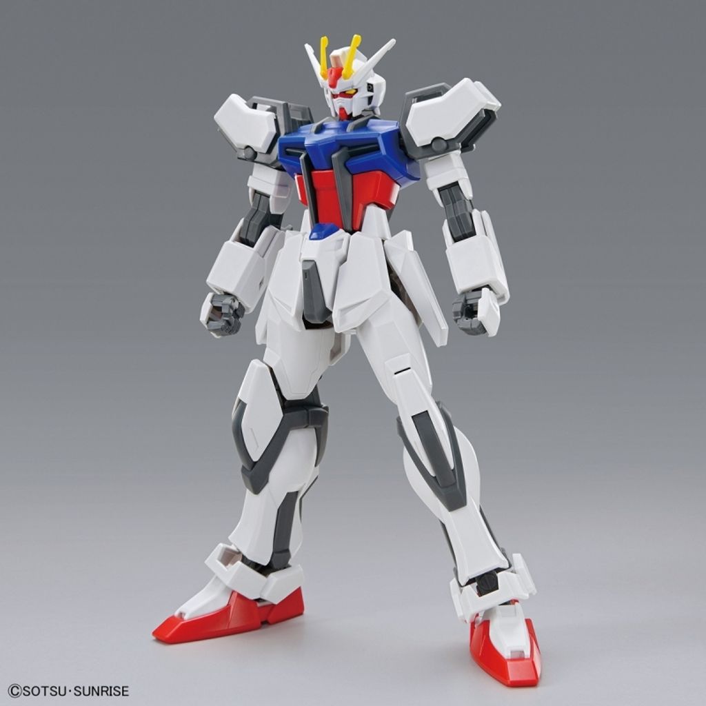 Entry Grade 1 144 Strike Gundam4.jpg