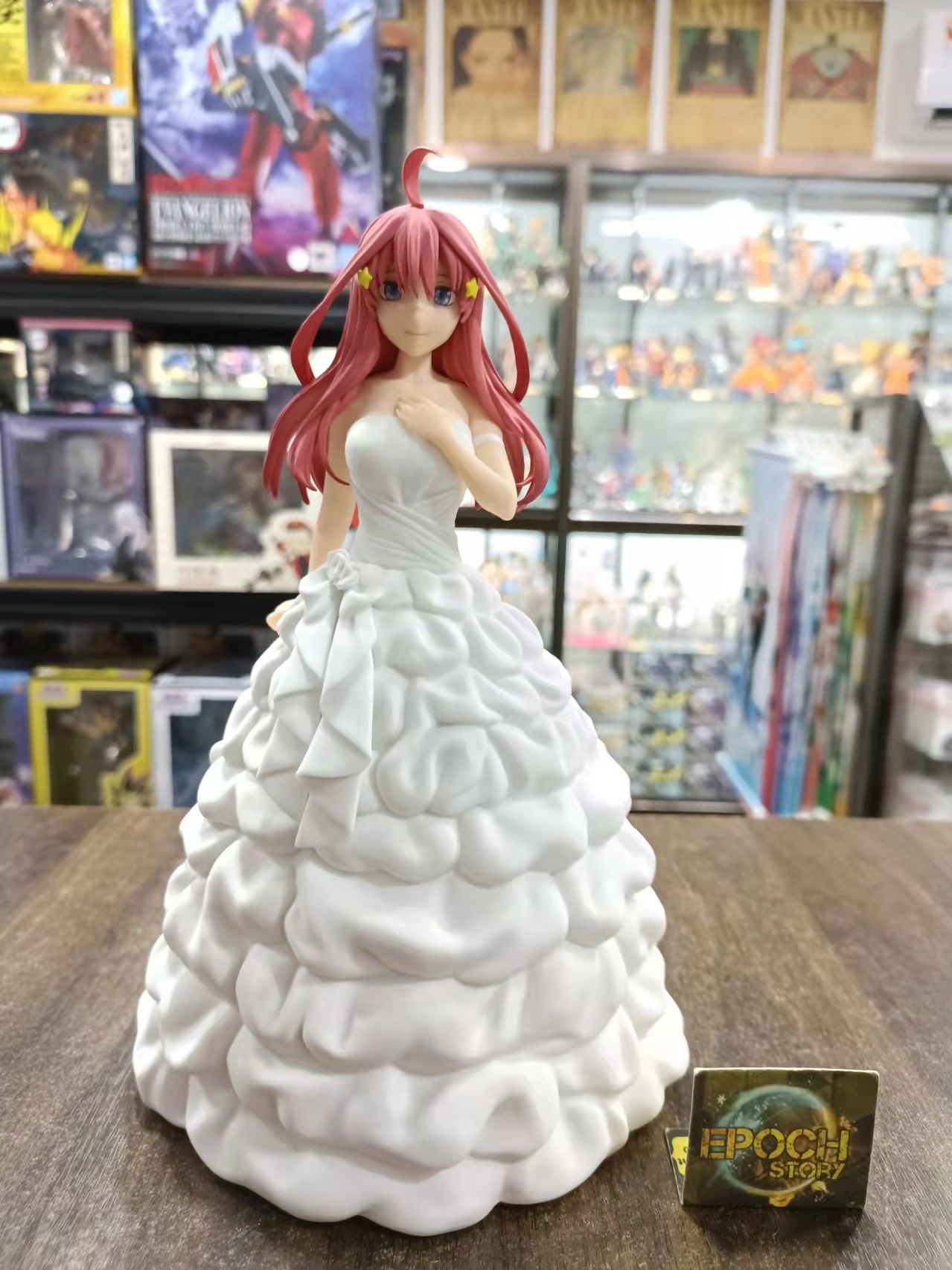 Sega Prize The Quintessential Quintuplets Itsuki Nakano ~Wedding Ver (2).jpg