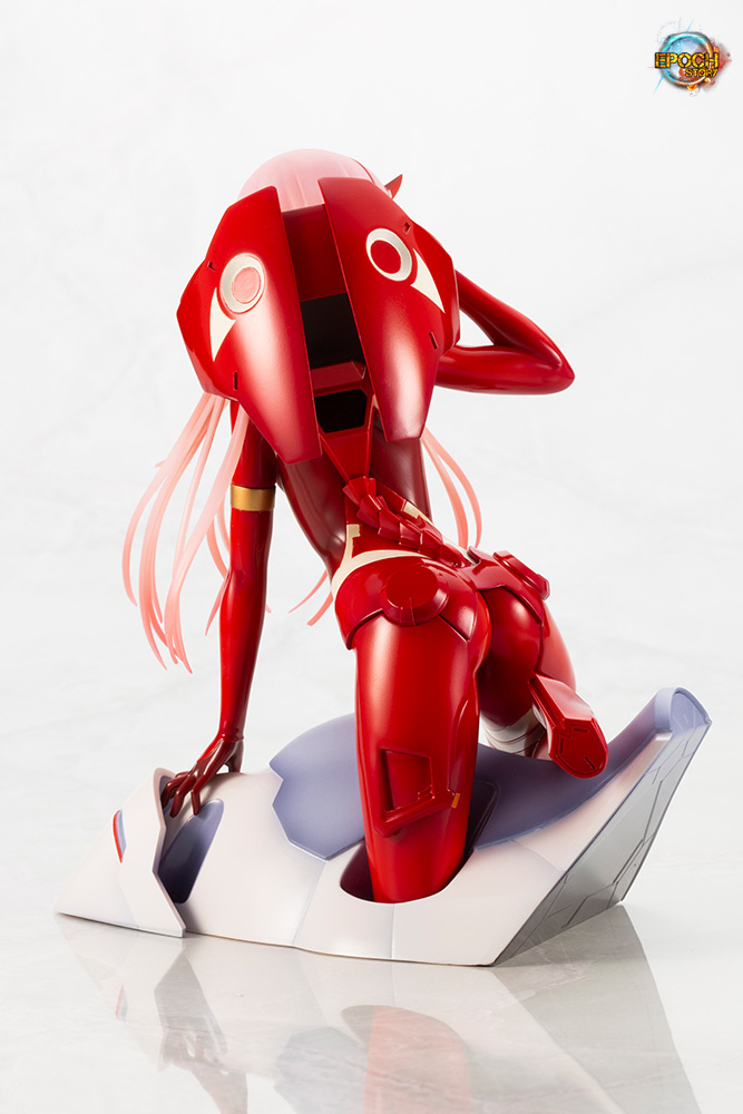 PV166_DARLING_in_the_FRANXX_zerotwo_pp_8