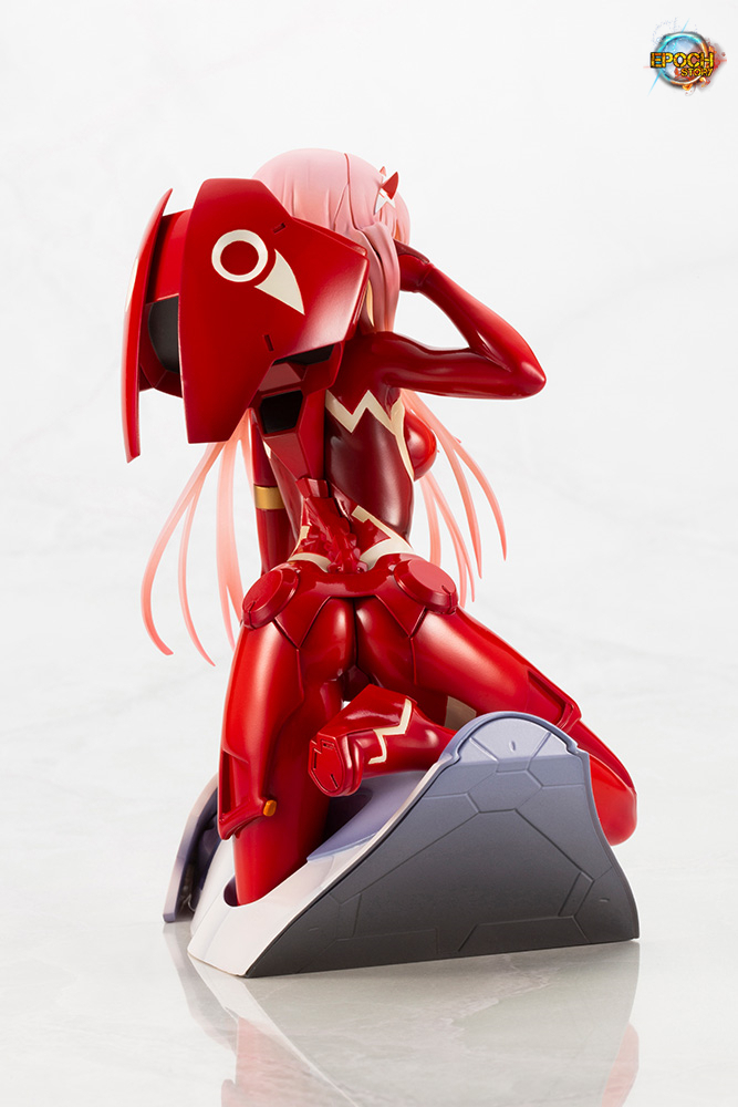 PV166_DARLING_in_the_FRANXX_zerotwo_pp_9