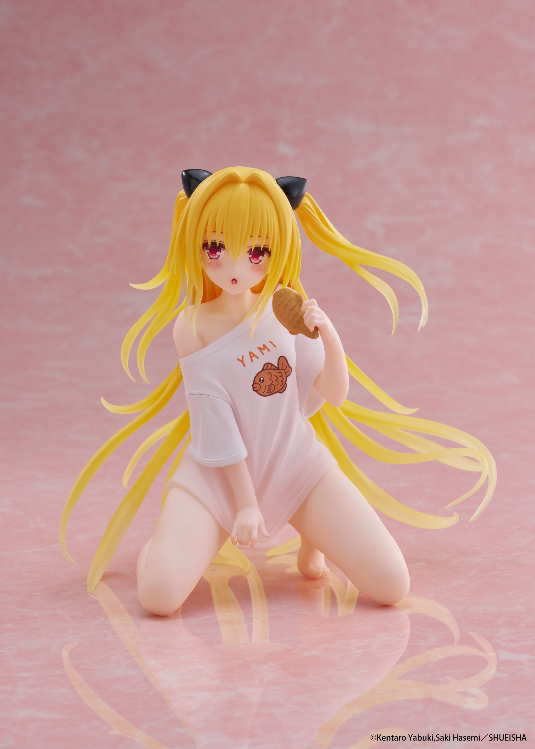 To Love-Ru Darkness Desktop Cute Figure - Golden Darkness (Roomwear Ver.)