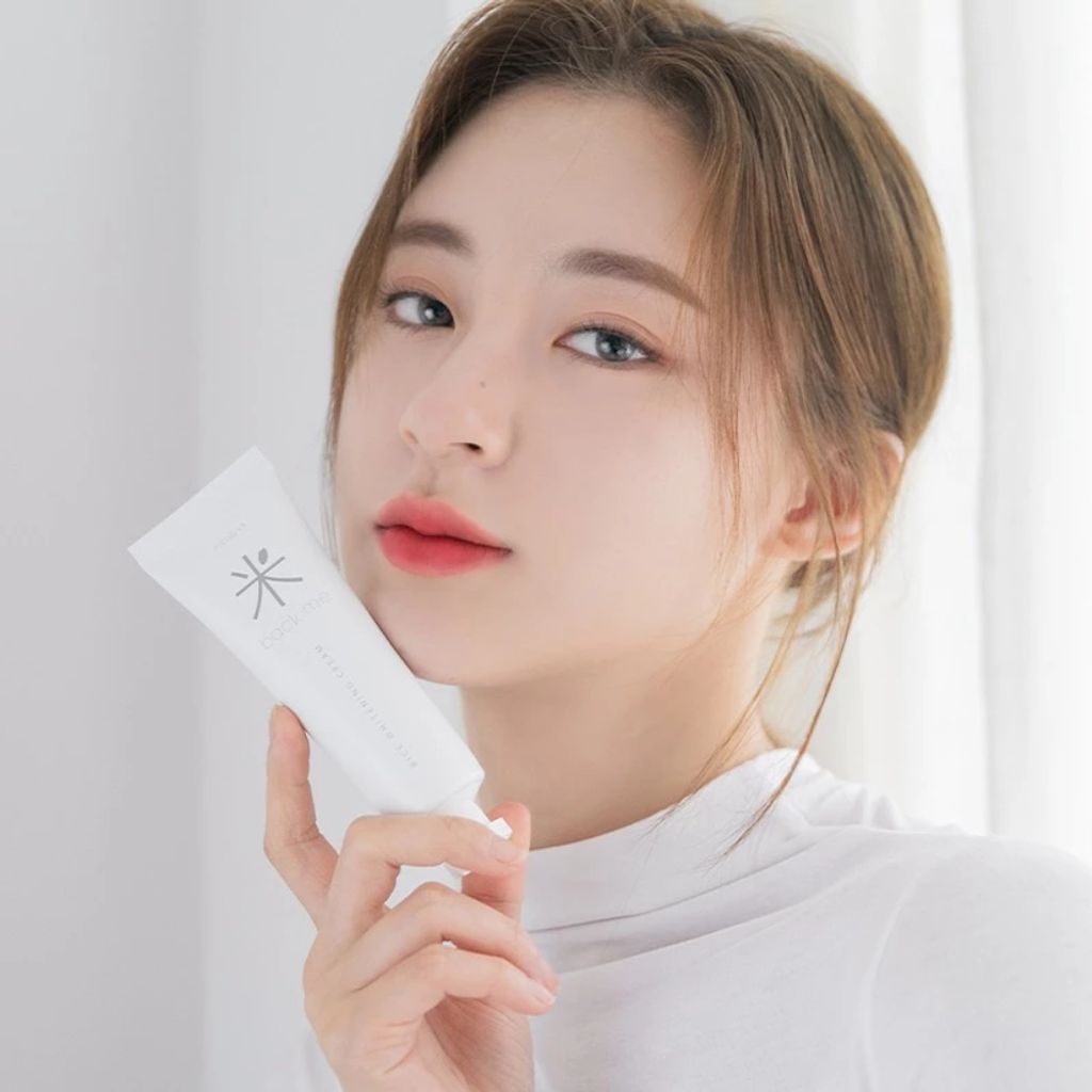 tw-11134207-7ra0s-mcg5ude09ftn49