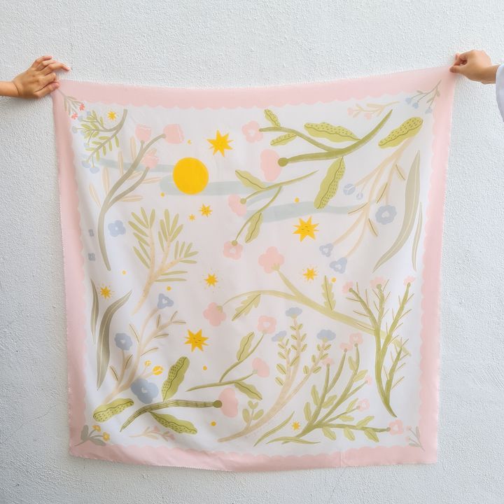 Bunga Lebaran Scarf