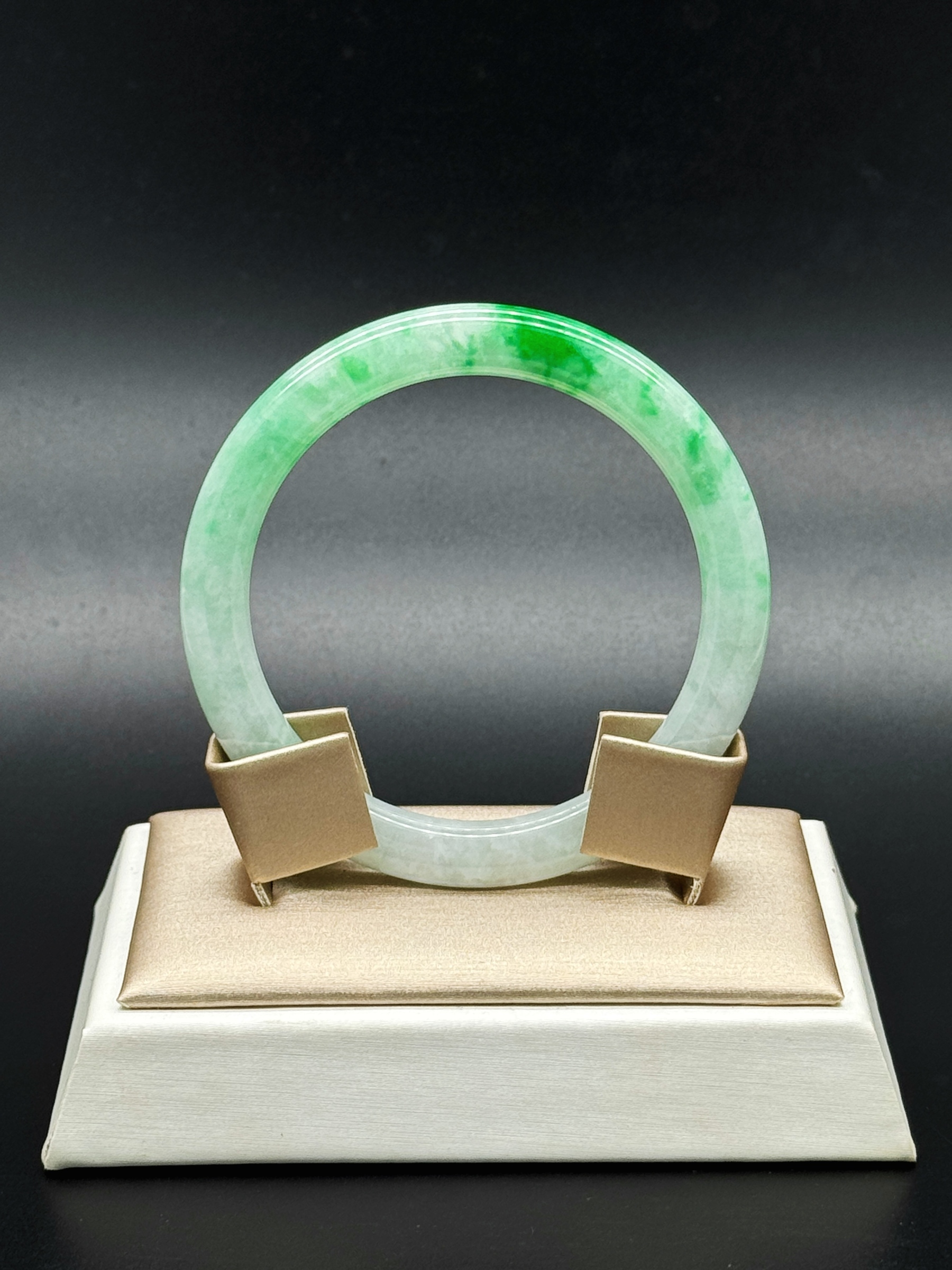 圓條56mm白底飄辣綠gjb51228