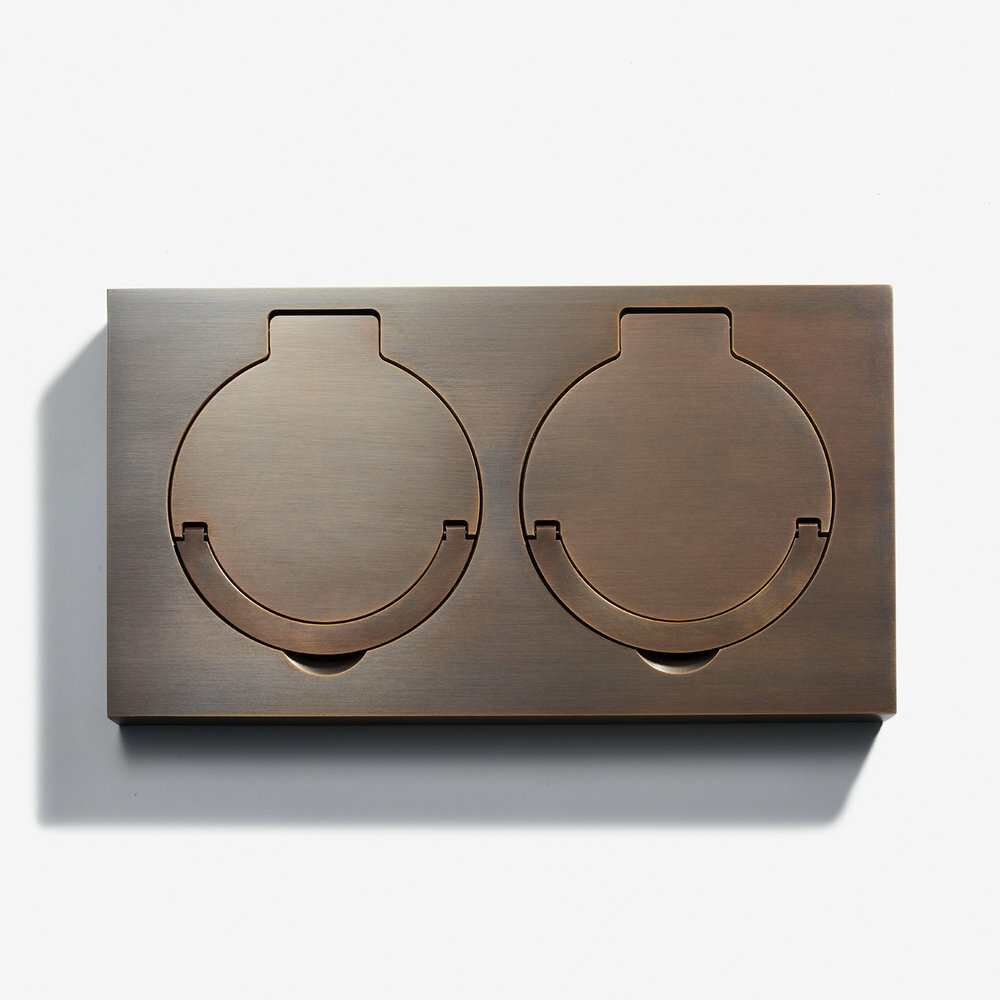 180+x+100+-+Double+Floor+Outlet+-+Water+Resistant+-+Bronze+Médaille+Foncé+1.jpg