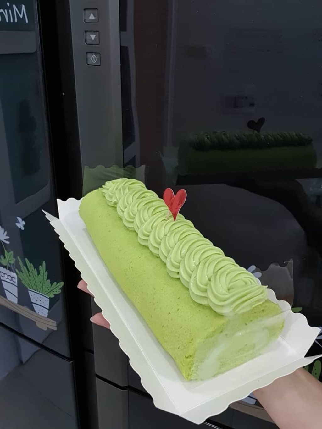 Pandan Custard Swiss Roll (2 rolls) Diana's Premium Cakes