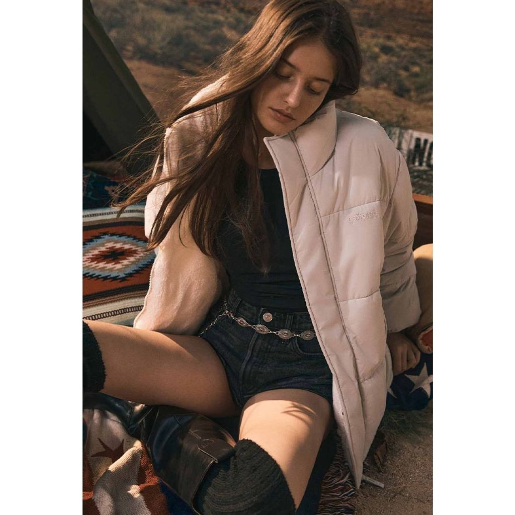 tw-11134207-7rasf-m13yea2zj3jbaa