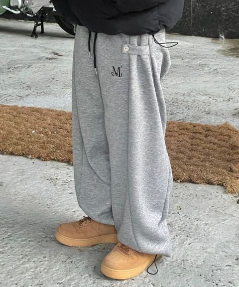 4660310_17580040989165_500