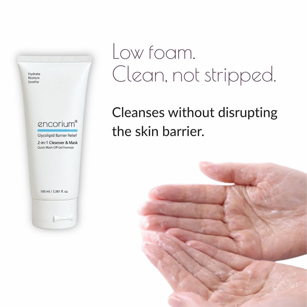 Hands lathering Encorium Glycolipid Barrier Relief cleanser into a light, low foam.