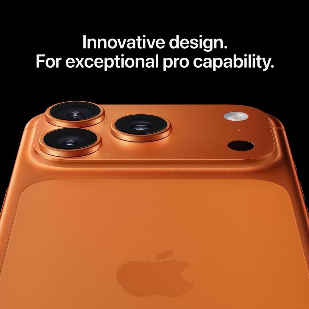 iPhone_17_Pro_Silver_PDP_Image_Position_5_Feature_Story__MY-EN_98da052d-8b52-4251-a63d-56b290df4bfe