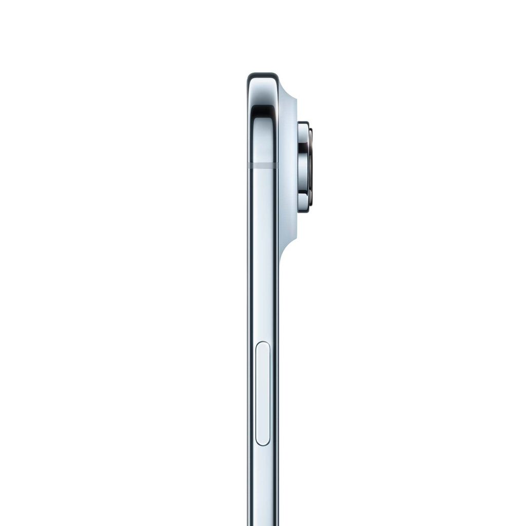iPhone_Air_Sky_Blue_PDP_Image_Position_4_Design_Detail__MY-EN
