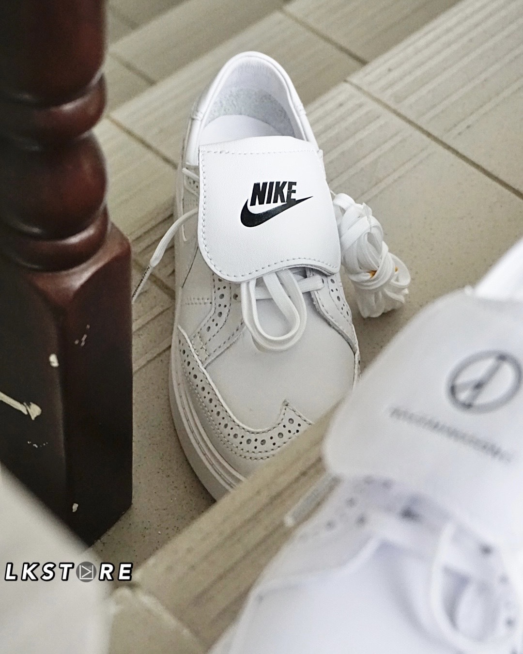Nike KWONDO 1 X PEACEMINUSONE 小菊花 GD G-DRAGON 白色 DH2482-100 小白鞋 聯名 雛菊