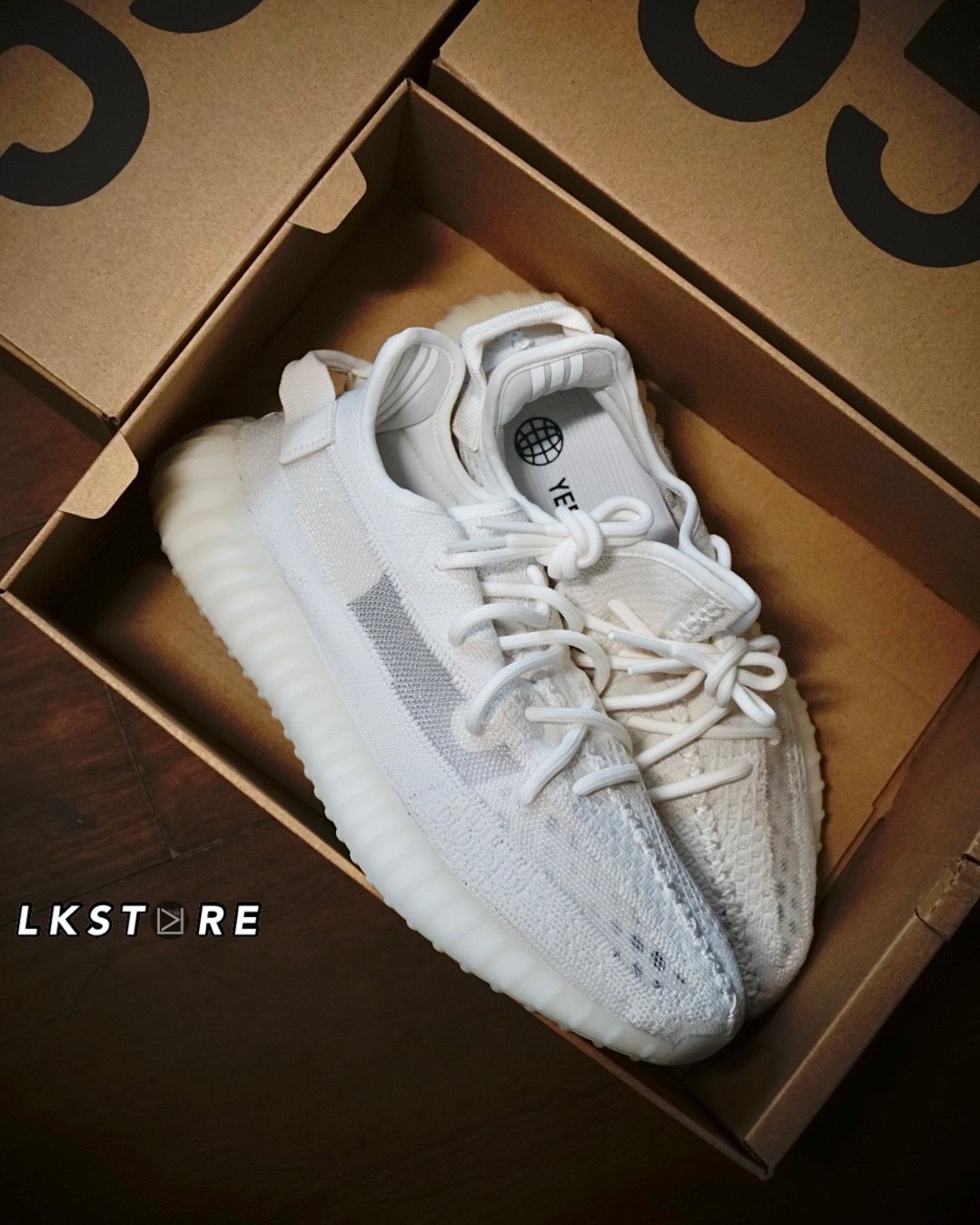 adidas YEEZY Booost 350 V2 全白 ”Bone