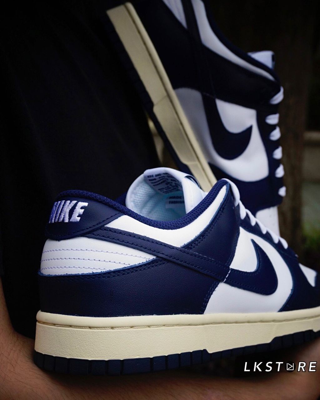 Nike WMNS Dunk Low “Vintage Navy