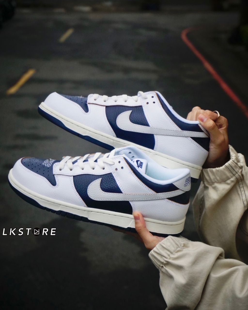 Nike Dunk Low SB X HUF NYC 紐約 聯名 刮刮樂 白藍色 dunk藍 海軍藍 FD8775-100
