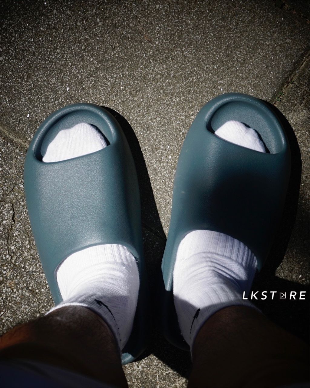 Adidas Yeezy Slide Slate Marine 深灰綠 拖鞋 愛迪達 yeezyslide yeezy拖鞋 ID2349