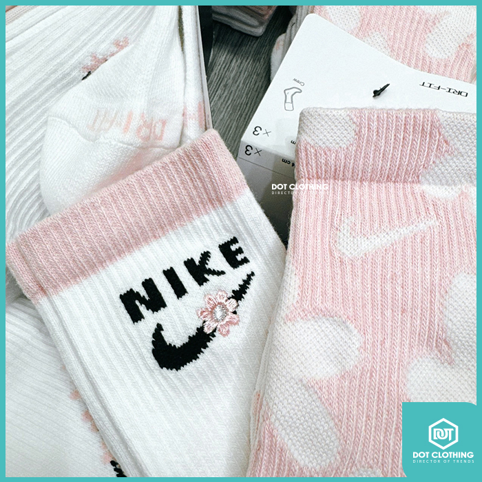NIKE櫻花襪-3
