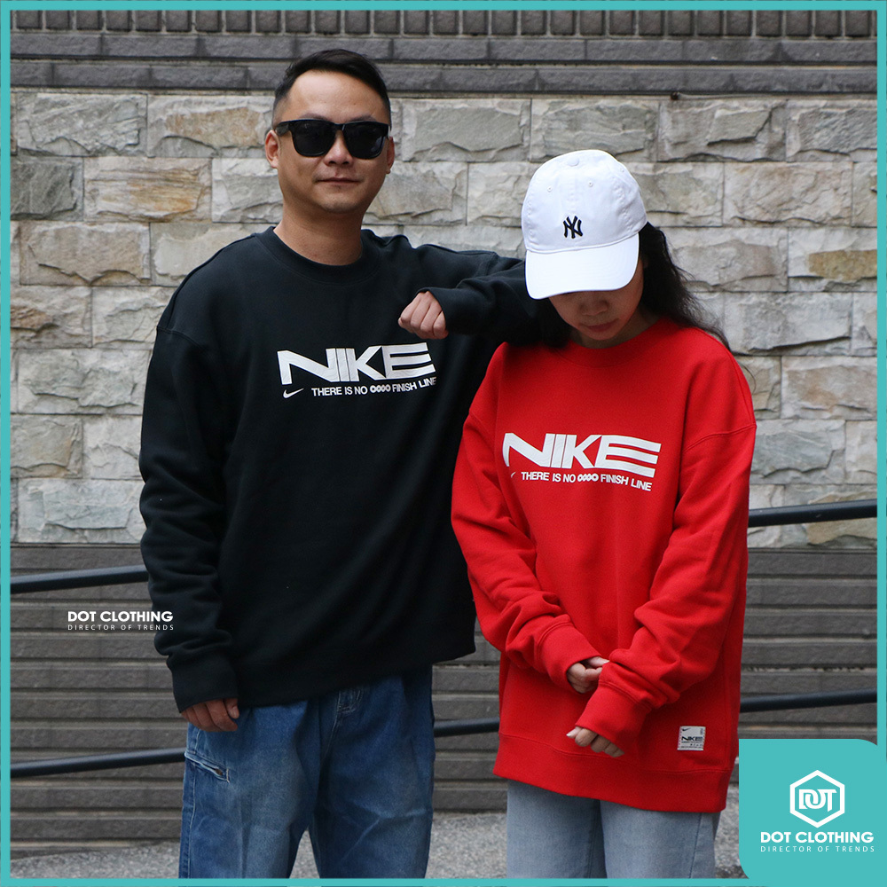 NIKE蛇年大學T-6