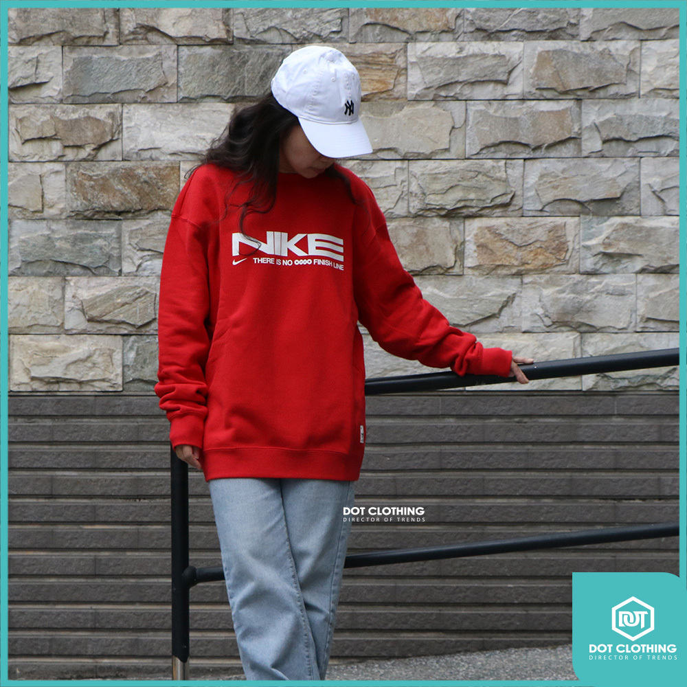 NIKE蛇年大學T-8