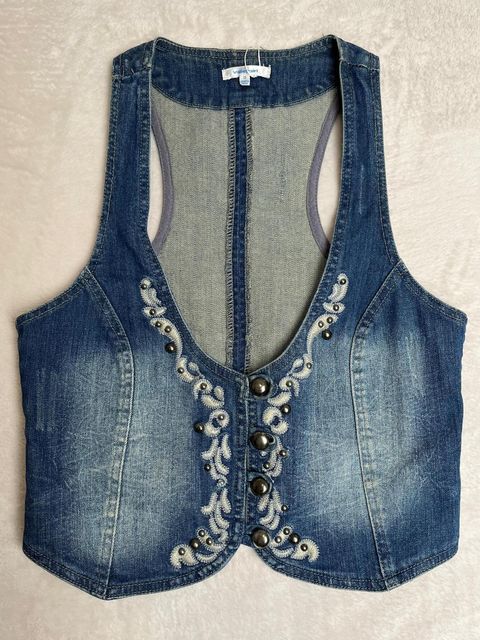 WhatsApp Image 2025-12-11 at 17.09.45