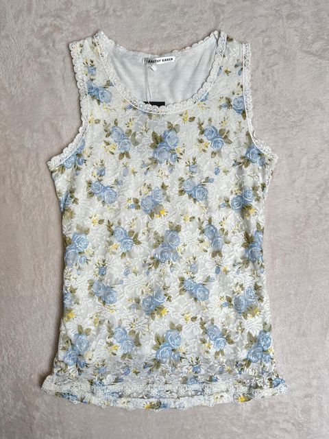 WhatsApp Image 2025-12-13 at 13.10.03 (2)