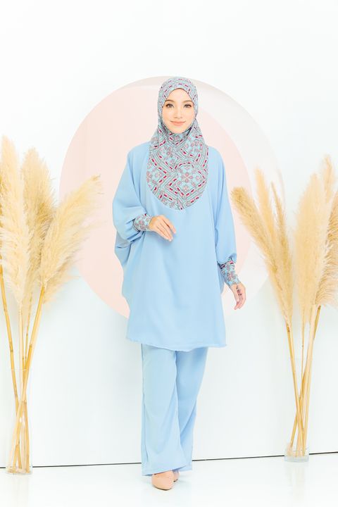 Blouse US blue.JPG