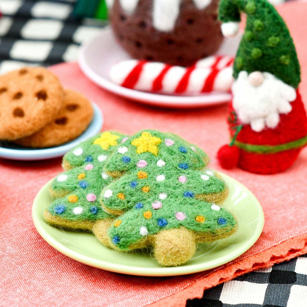 felt-christmas-tree-biscuits-2_1200x