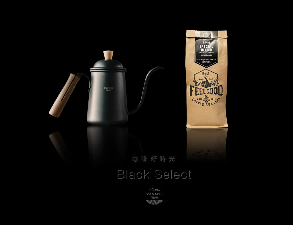 black4.jpg