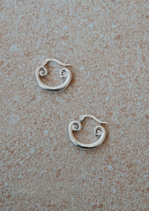 66B144A0-77EF-419C-AB57-09C8AD6006FC