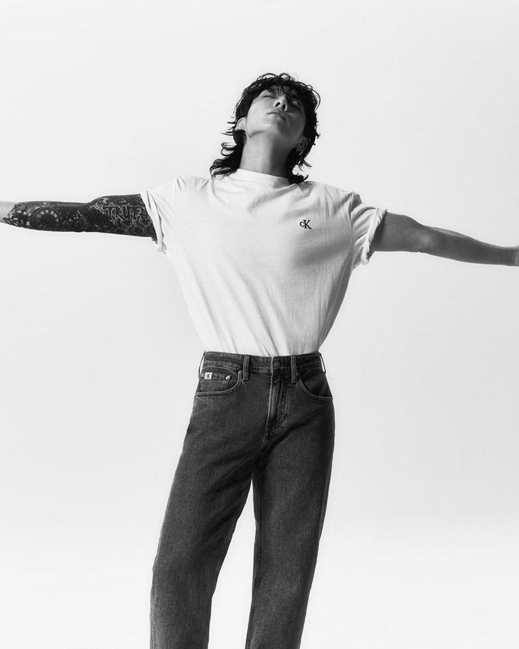calvin_klein__jung_kook__tt_1684223266_bb2982b0_progressive