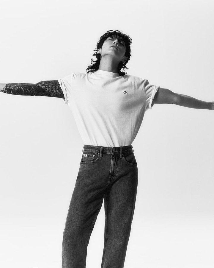 calvin_klein__jung_kook__tt_1684223266_bb2982b0_progressive