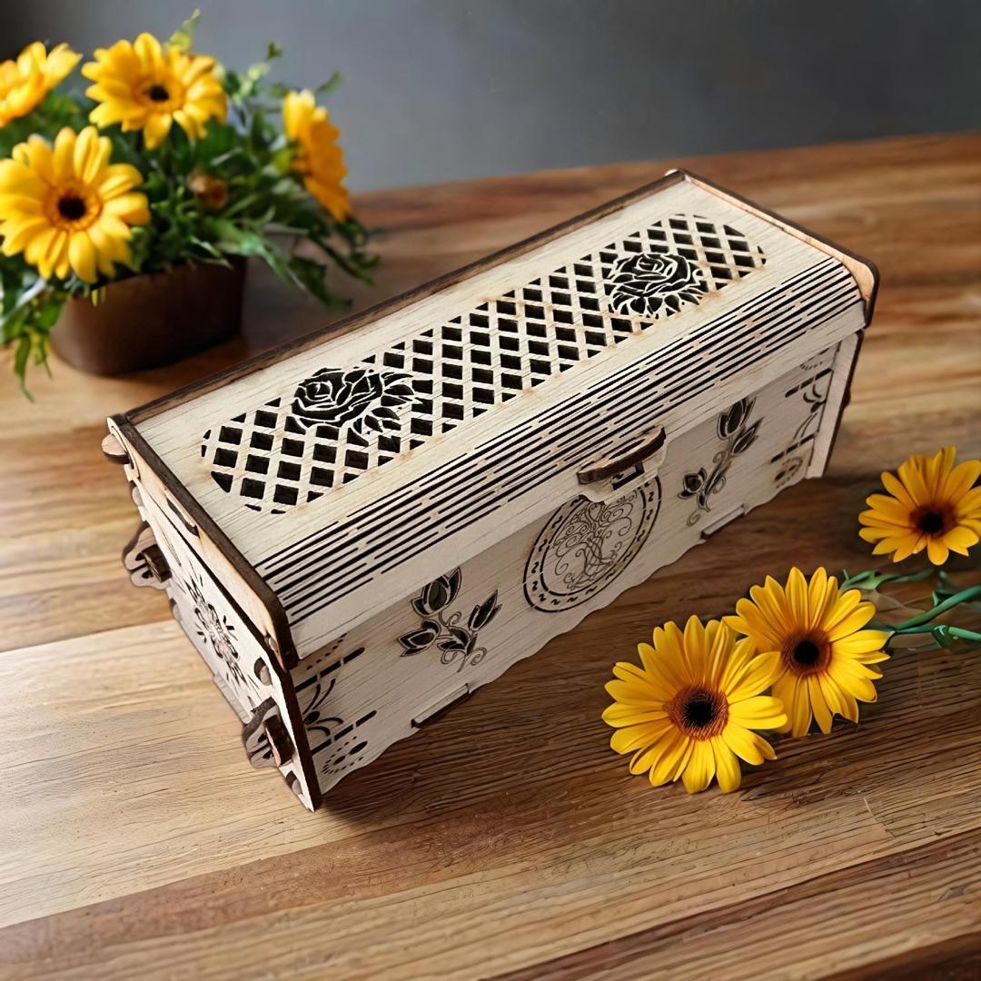 Small Wooden gift box 27