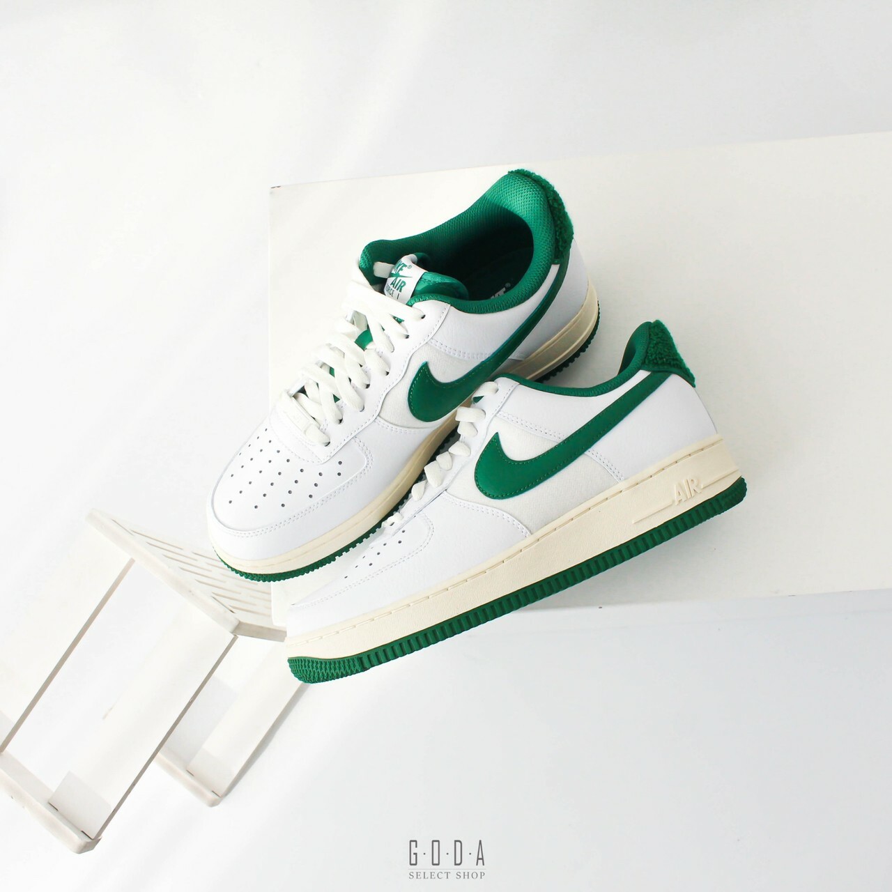 下殺68折) NIKE AIR FORCE 1 復古奶油底仿舊白綠DO5220-131 – GODA 夠