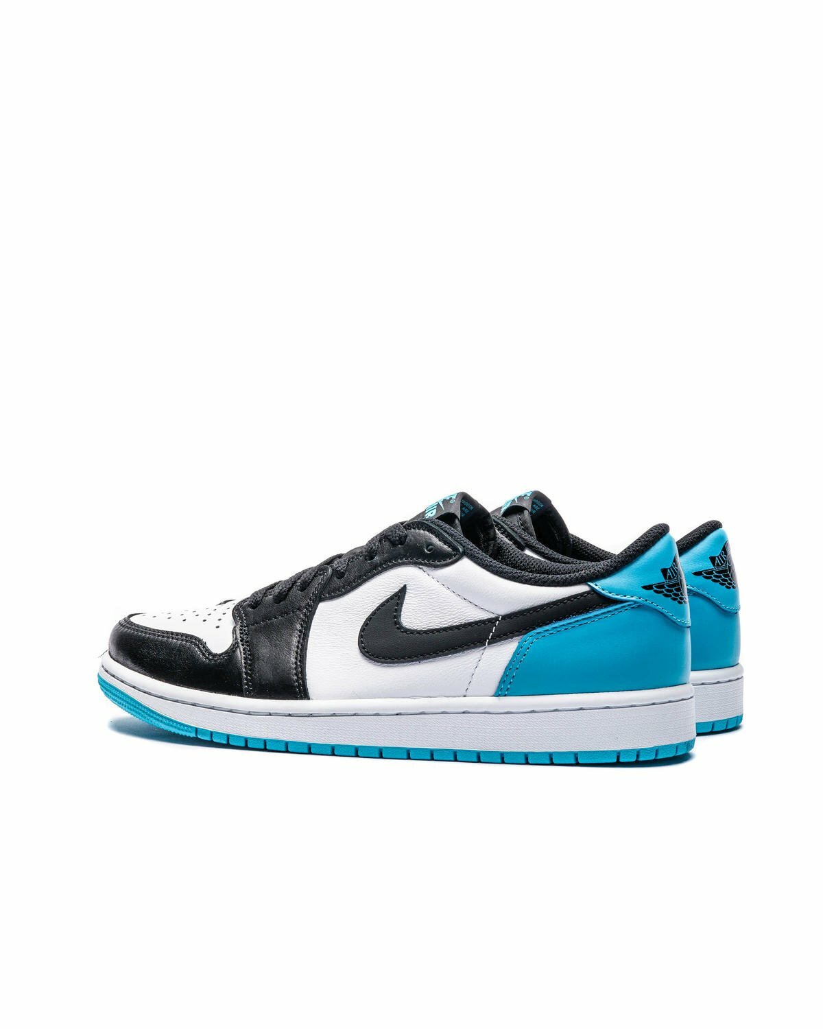 現貨熱賣) AIR JORDAN 1 LOW UNC 北卡藍藍白黑CZ0775-104 CZ0790-104