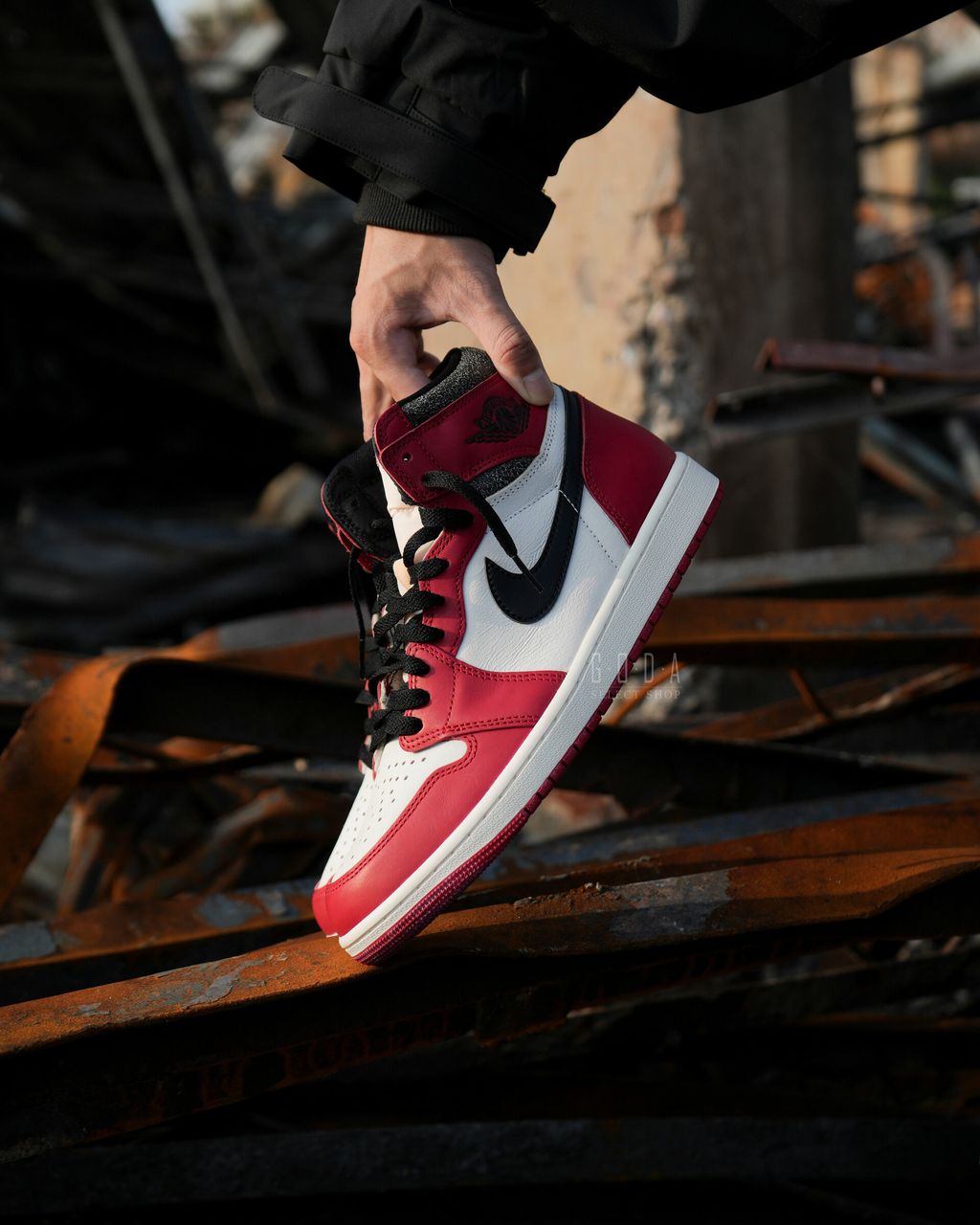 AIR JORDAN 1 HIGH OG CHICAGO LOST AND FOUND 芝加哥