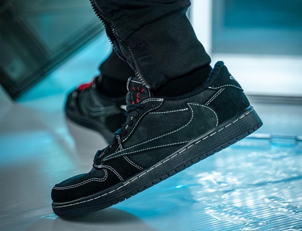 超限量聯名) TRAVIS SCOTT X AIR JORDAN 1 LOW PHANTOM 黑武士全黑