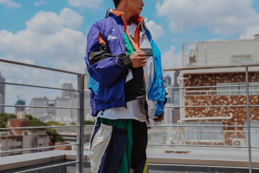 高手穿搭) NIKE LAB NRG DH JACKET 彩色拼接多層外套男女可穿AV8265