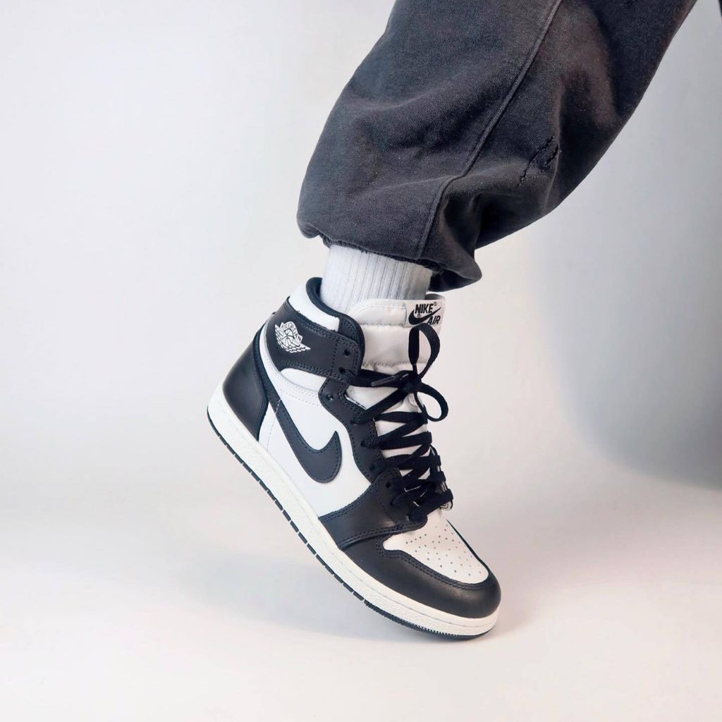 現貨) AIR JORDAN 1 HIGH 85 BLACK WHITE 黑白熊貓高筒BQ4422-001