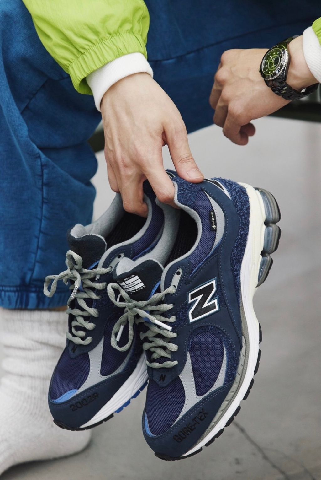 N.hoolywood x Invincible × New Balance 2002R 藍色M2002RXH – GODA