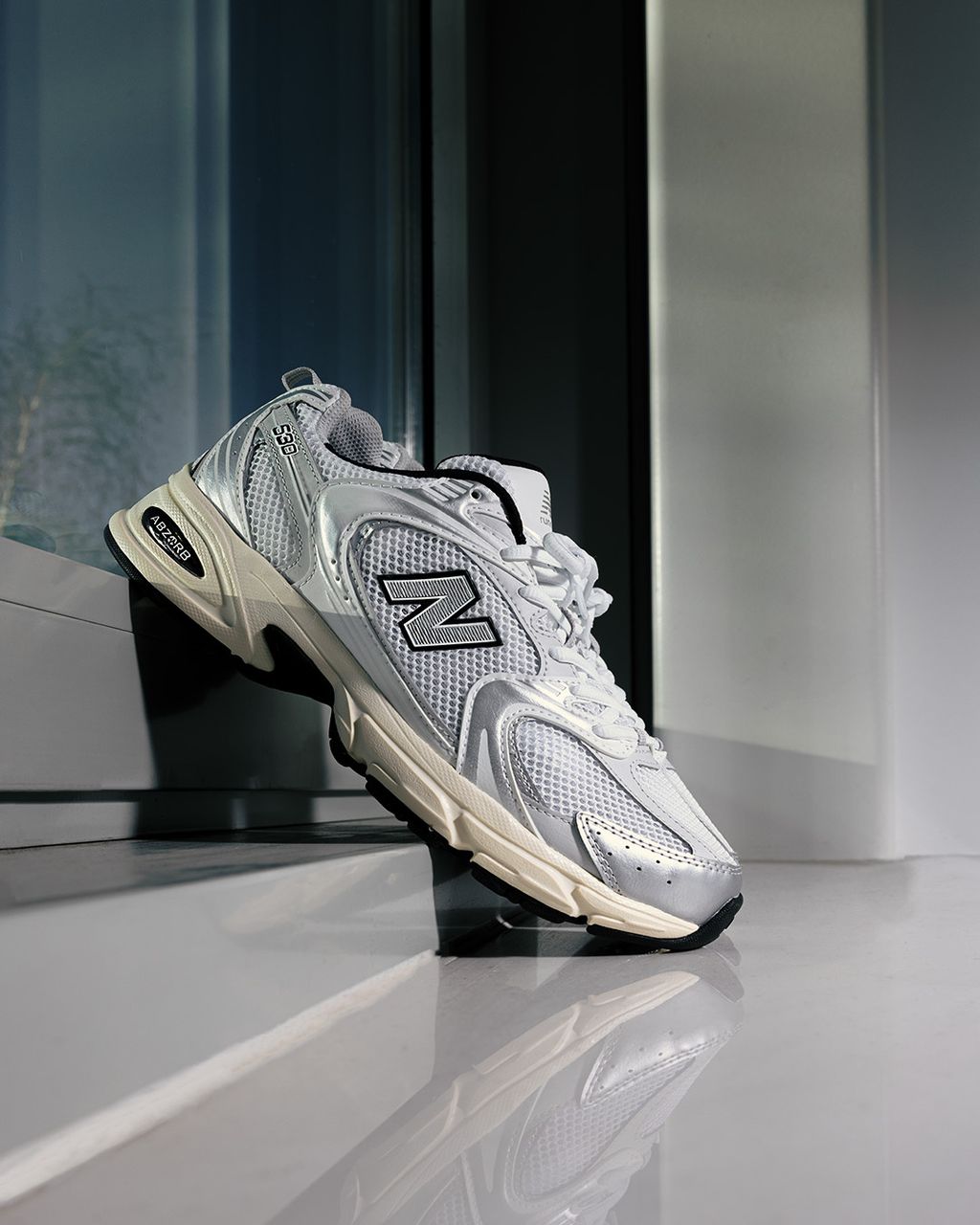 NEW BALANCE MR530 NB530 白銀奶油底復古慢跑鞋MR530TA – GODA 夠搭選