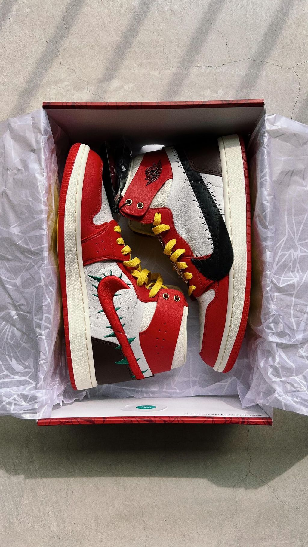 聯名款) TEYANA TAYLOR X AIR JORDAN 1 ZOOM CMFT 2 WMNS 荊棘玫瑰紅