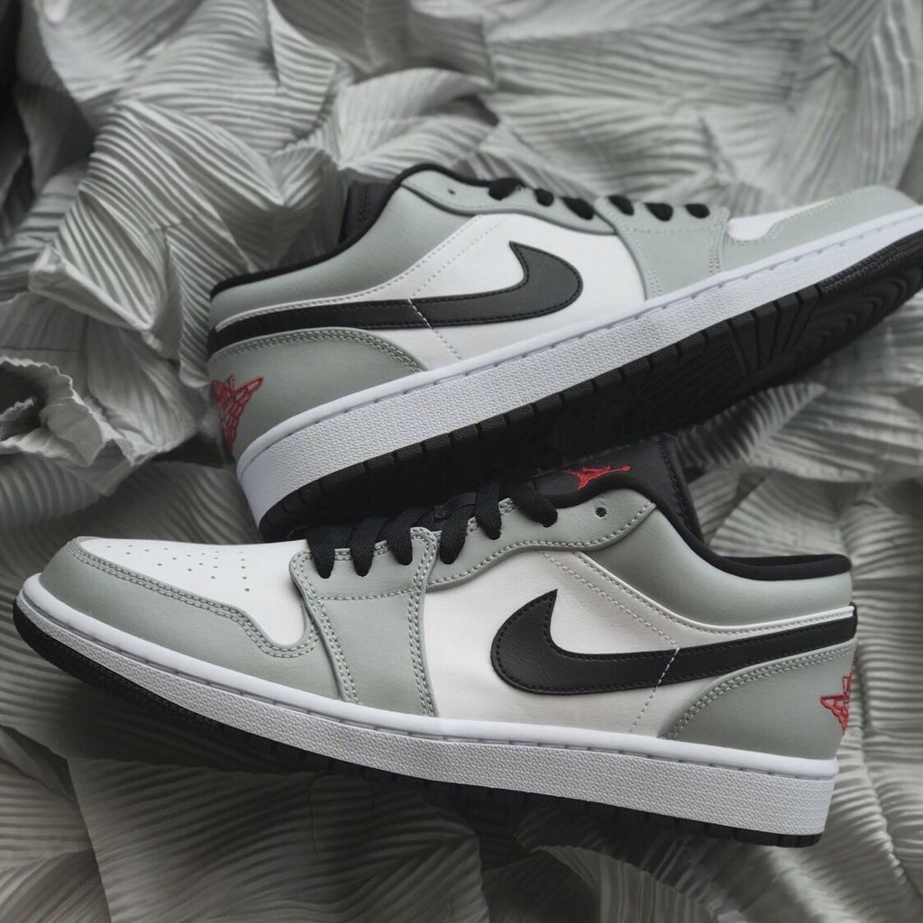 現貨) AIR JORDAN 1 LOW LIGHT SMOKE GREY 灰黑白煙灰男鞋553558-030