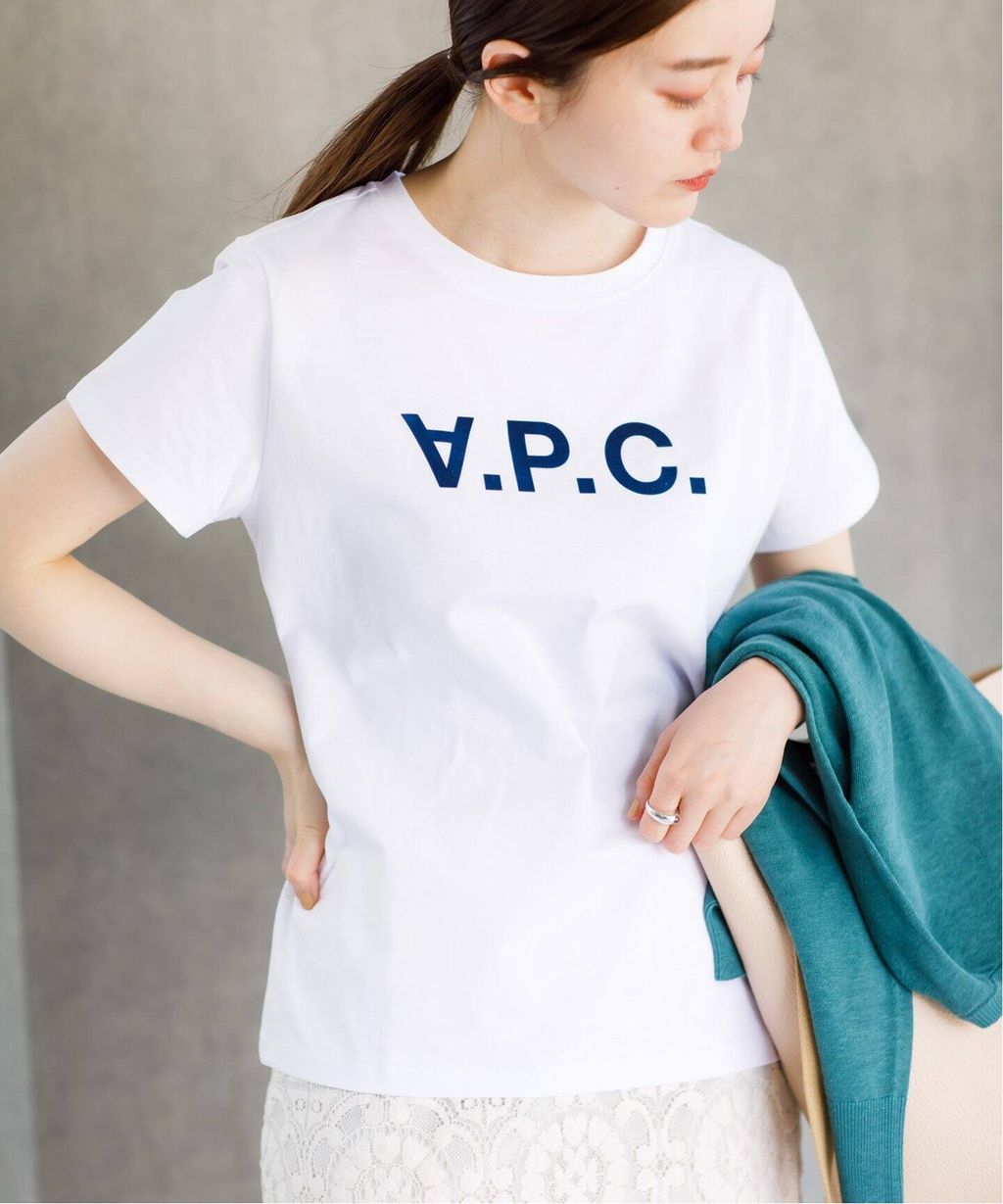 現貨) A.P.C. VPC BLANC F T-SHIRT 白色倒A LOGO短T – GODA 夠搭選貨