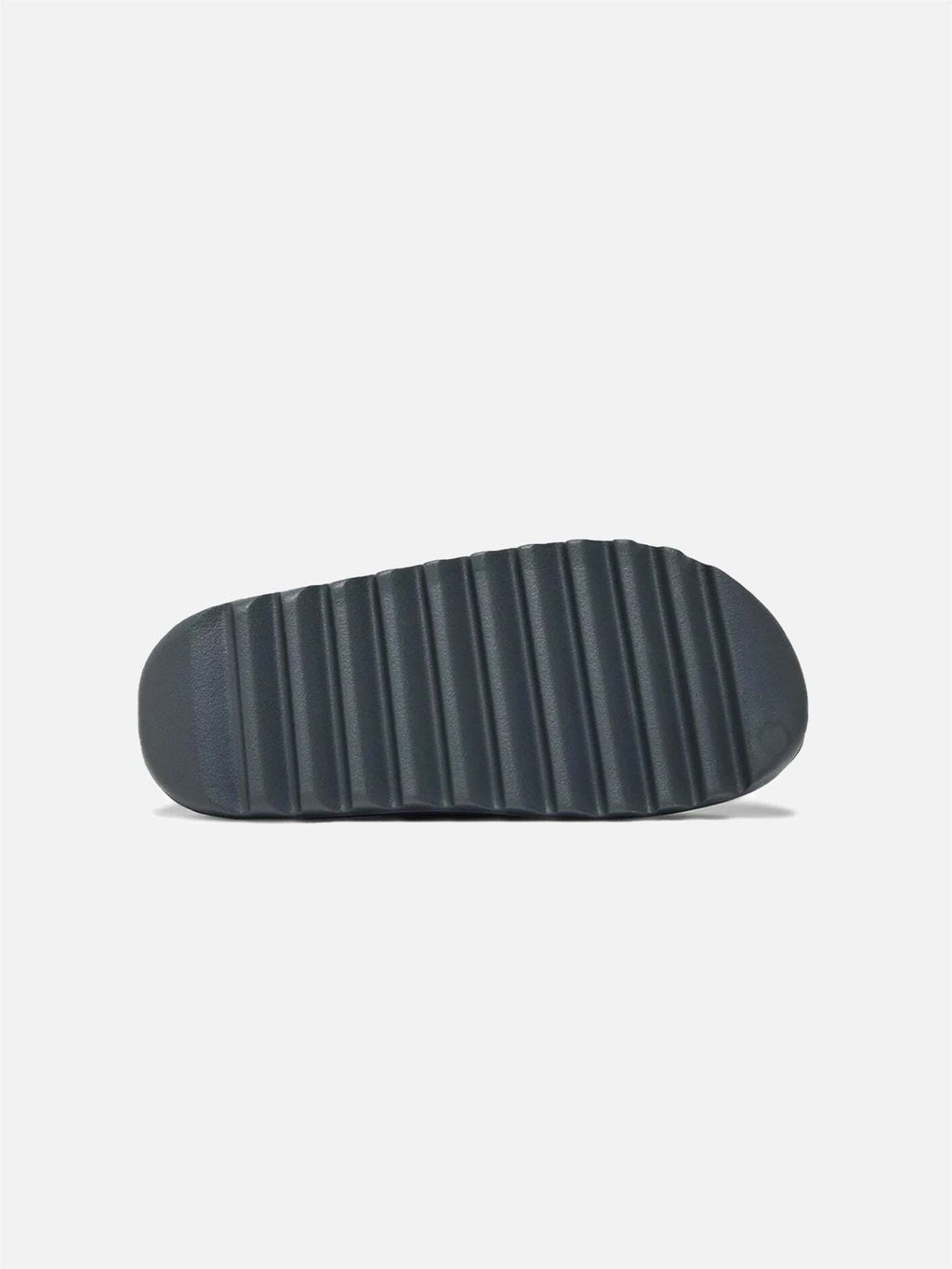 adidas-yeezy-slides-slate-grey-ID2350-release-date-3