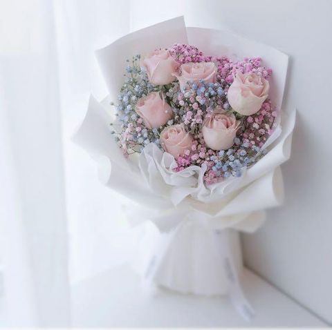flower_bouquet__pink_rose_with_rainbow_baby_breath__florist__rose_flower_bouquet_1577098685_5fbb2748_progressive.jpg