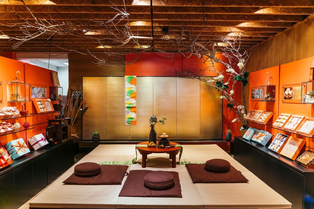 陳允寶泉婚嫁喜餅
