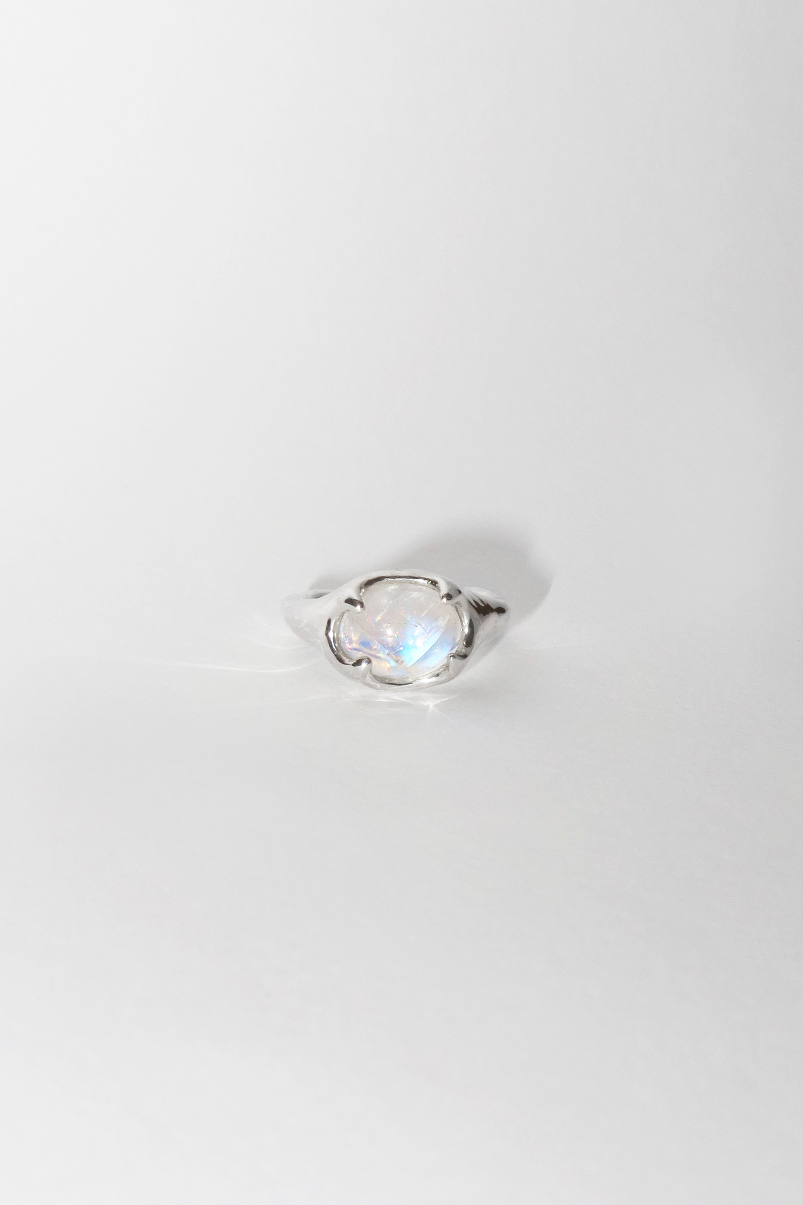 8x10mm 月光石戒指
